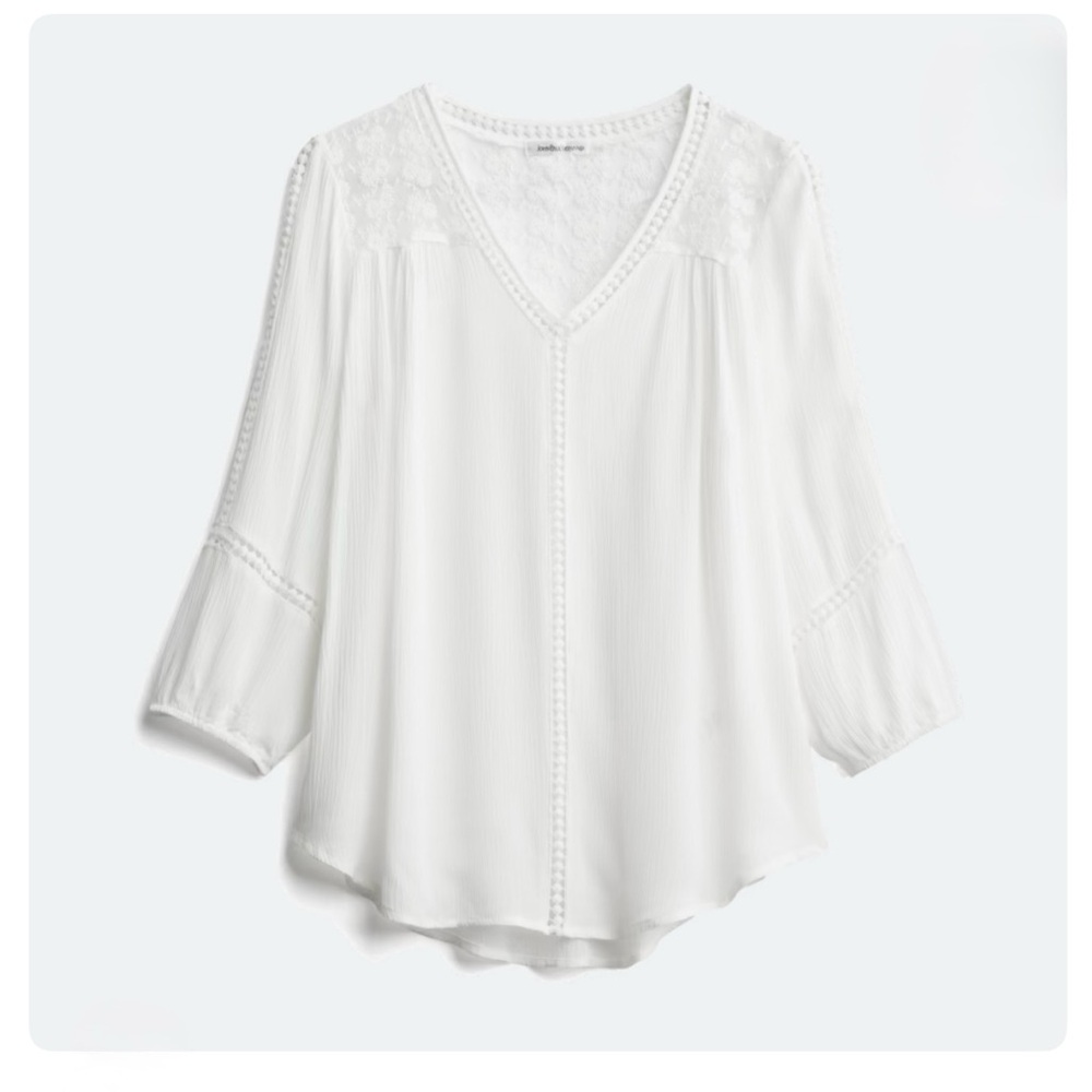JohnPaulRichard White Lace V-Neck Top